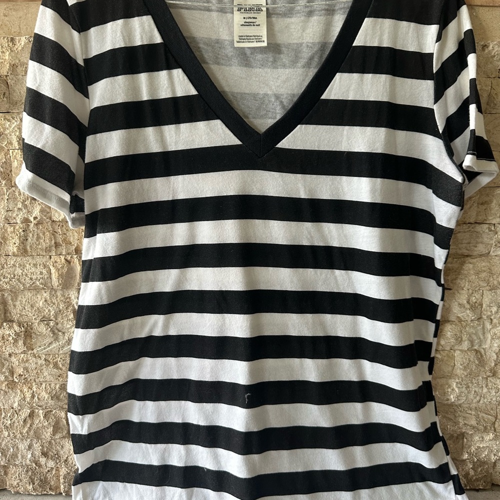 Black and White Striped V-Neck Top